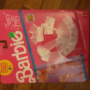 Barbie Fancy Frills Fashions Lingerie